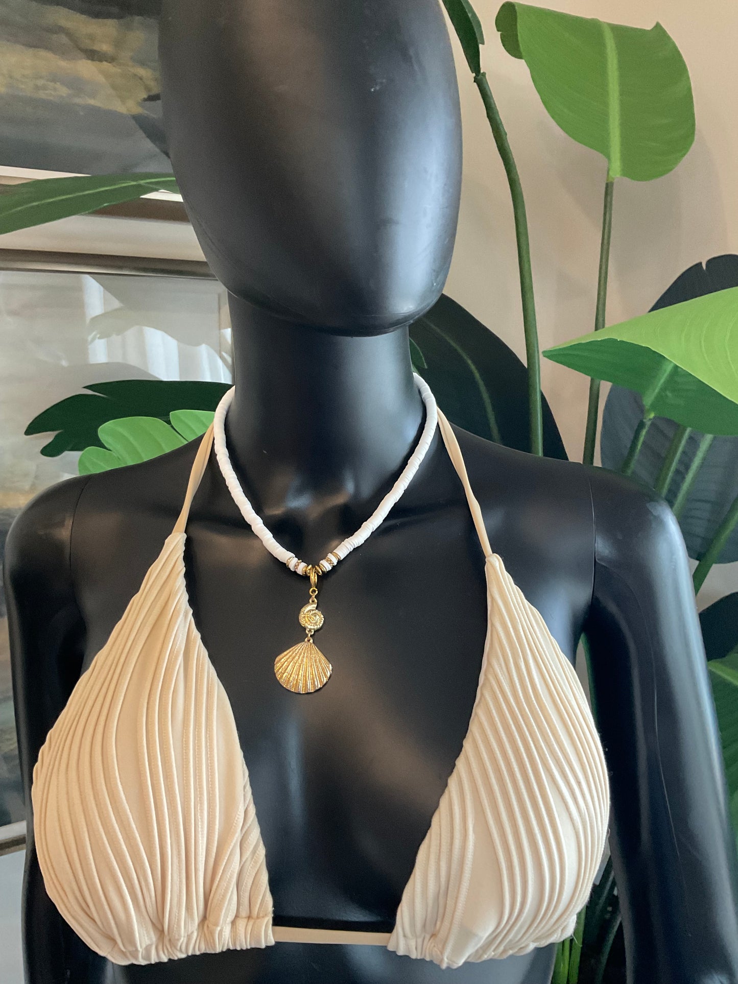 Charming Bikinis Necklace!